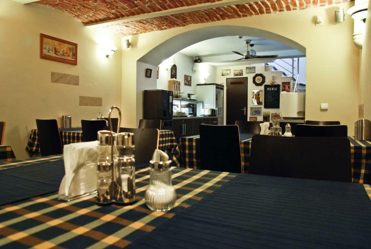 Pensiunea Max *